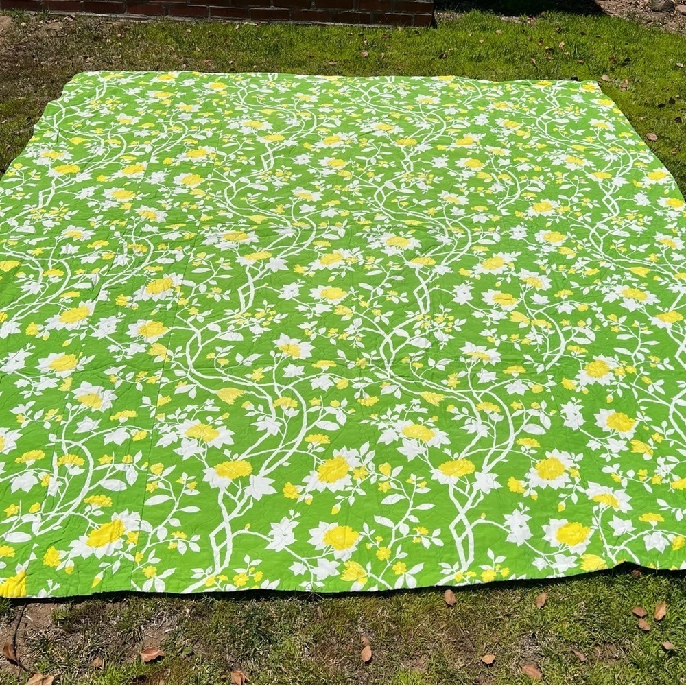 Vintage MCM Quilted Coverlet Bedspread Retro Floral Green Yellow 96x102 GUC